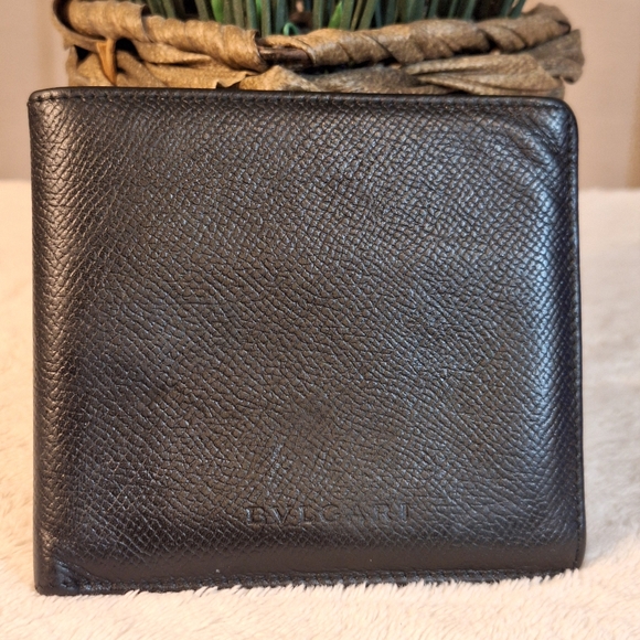 Bvlgari Men's Leather Wallet - Picture 4 of 16